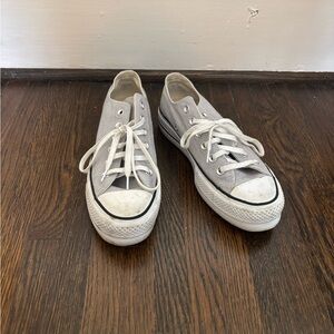 Converse Light Blue Low-Top Platform Sneakers (8.5)